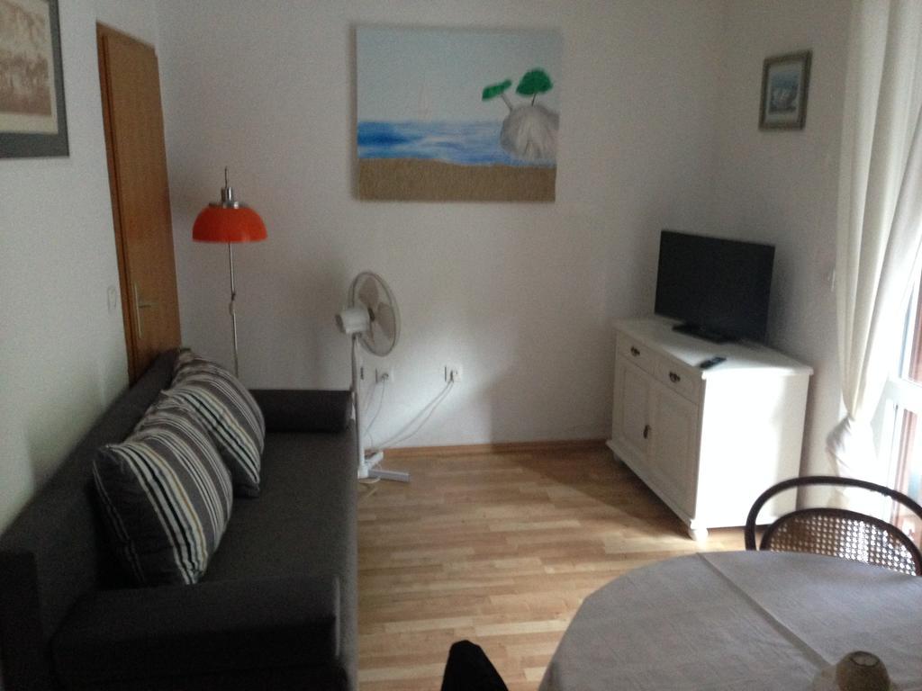 Apartments Villa Karme Brela Quarto foto